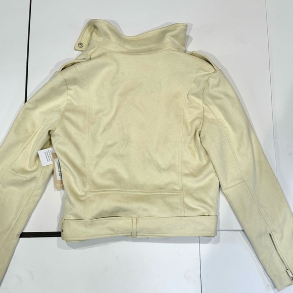 NWT JustFab belted cropped jacket ❤️ - Picture 5 of 7